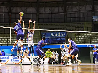 Suzano Vôlei vence atual campeão paulista em primeiro jogo do estadual