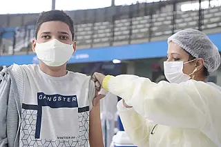 Suzano inicia vacinação de pessoas com comorbidades