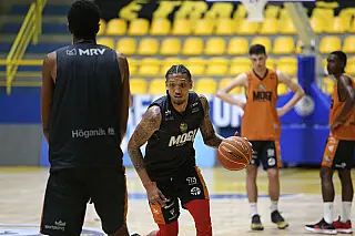 Mogi Basquete volta aos treinos com elenco completo