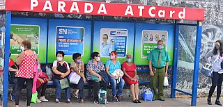 Passageiros pedem redução no tempo de espera por ônibus em Suzano