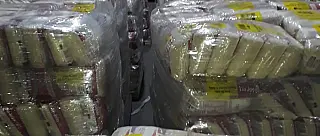 Deic detém dupla e recupera sacas de arroz de R$ 43 mil