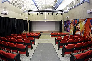 Cineteatro Wilma Bentivegna terá 18 sessões em abril