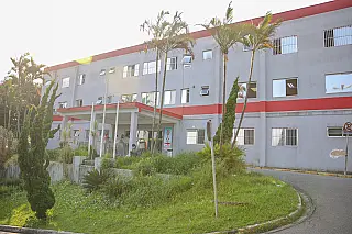 Colapso: Hospital Guido Guida de Poá atende somente urgência e emergência