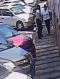 Idosa tem bolsa com mais de R$ 1 mil furtada após cair no "golpe da recompensa" em Mogi
