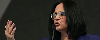 Projeto de combate a suicídio deve ter resultado este ano, diz Damares