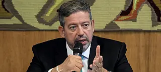 Lira pede solução alternativa para auxílio emergencial