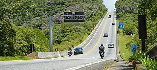 Mogi-Bertioga deve receber 37,8 mil veículos neste feriado, estima DER