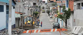 Revitalização da Avenida Elias Zugaib avança em Poá