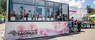 Largo do Rosário recebe a carreta do ‘Mulheres de Peito’ em Mogi