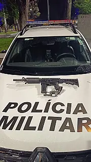 Acidente com três veículos deixa uma pessoa ferida em Itaquá