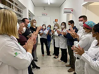 Servidores da Saúde são homenageados na Vila Fátima, Jardim Revista e Europa