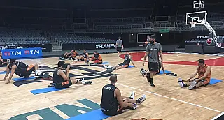 No Rio de Janeiro, Mogi Basquete enfrenta o líder Flamengo nesta terça pelo NBB