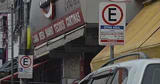 Motoristas reclamam da falta de vagas de estacionamentos