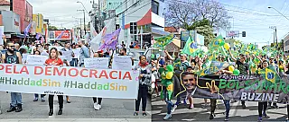 Simpatizantes de Bolsonaro e Haddad realizam atos nas ruas de Suzano