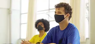 Escolas da rede estadual retomam atividades presenciais
