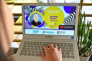 Promotoras Legais de Suzano aprendem técnicas para falar em público