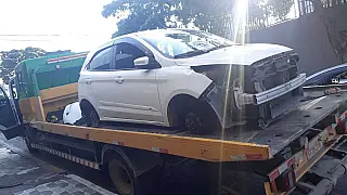 PM prende trio por assalto a veículo no Jardim Revista