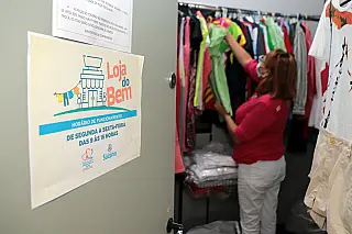 ‘Loja do Bem’ reabre com mais de 100 peças novas de vestuário