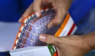 Começa distribuição de 3,2 milhões de doses da vacina contra Covid-19