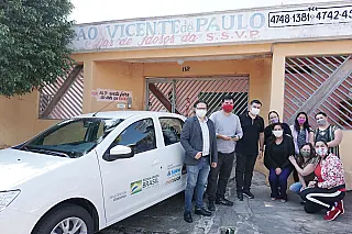 Associação São Vicente de Paulo recebe doação de veículo