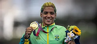 Olimpíada: em treze dias, Brasil soma 15 medalhas, sendo 4 de ouro