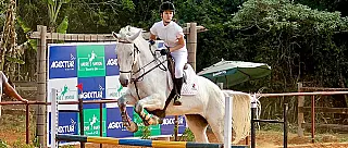 Atleta suzanense de hipismo recorre a ajuda para manter-se no esporte