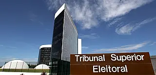 Votação para presidente já se encerrou em 59 países, informa TSE