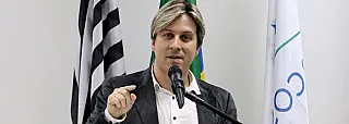 Câmara arquiva Comissões Processantes contra Lisandro