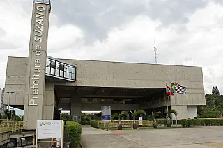 Projeto da Prefeitura de Suzano visa reutilizar móveis públicos