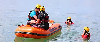 Defesa Civil recebe treinamento dos Bombeiros na Lagoa Azul