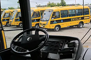 Prefeitura de Suzano orienta motoristas escolares sobre mudanças no código de trânsito