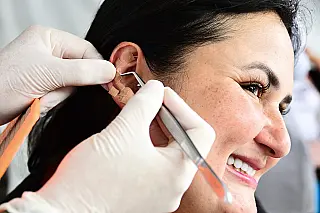 Saúde inicia formação de profissionais para atendimento em auriculoterapia