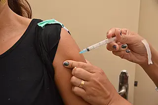 Vacinação contra a gripe contempla mais de 23 mil pessoas em Suzano