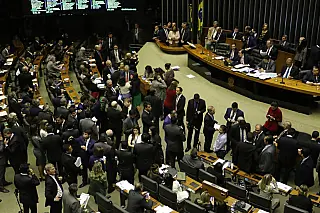 Votação da reforma da Previdência em segundo turno deve começar nesta terça-feira