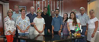 Gian Lopes recebe familiares de Padre Eustáquio em Poá