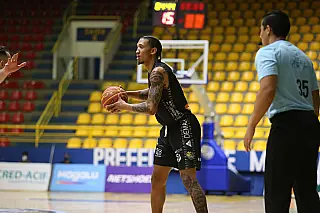 Com foco no G8 e Coleman de volta, Mogi Basquete encara Campo Mourão nesta segunda pelo NBB