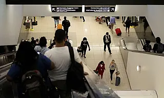 EUA reabrirão em novembro para viajantes estrangeiros vacinados