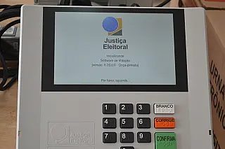 Votação para presidente já se encerrou em países da Ásia e Oceania