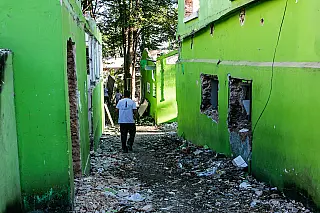 Prédio do CSII é demolido em Ferraz