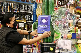 Governo de SP prorroga obrigatoriedade do uso de máscaras até 31 de janeiro de 2022