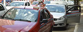 Taxistas calculam queda de até 80% em viagens na pandemia