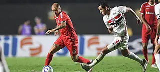No Beira-Rio, Internacional e São Paulo duelam em busca de recuperação