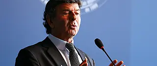 Fux toma posse como presidente do Supremo Tribunal Federal