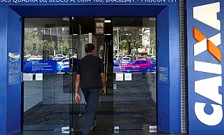 Caixa paga auxílio emergencial para pessoas do Bolsa Família