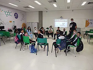 Alunos do Jardim Monte Cristo participam de aulas de robótica