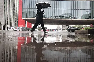 Defesa Civil alerta para cuidados com previsão de chuva no Dia de Finados