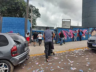Mais 1,2 milhão voltam às urnas para decidir entre Flávio Bolsonaro e Lula
