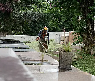 Cemitérios municipais têm zeladoria reforçada para o Dia de Finados