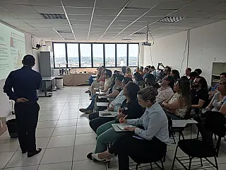 Saúde capacita 70 médicos sobre transtornos alimentares na infância e na adolescência