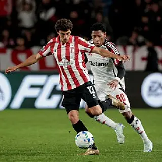 Estudiantes bate Fla e Palmeiras terá revanche pelo tetra da América